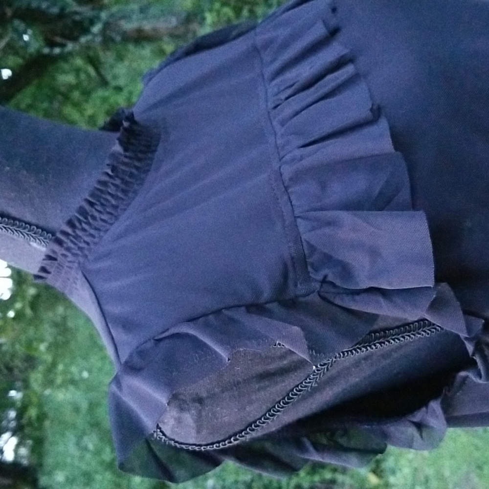 Black Mesh Ruffle Blouse - Picture 6 of 7